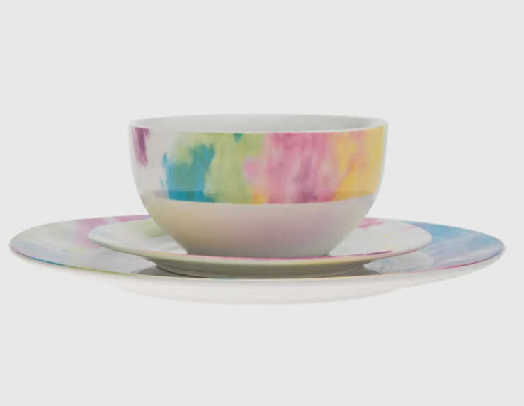 Tie Dye 16 Pc Dinnerware Set - Image 2